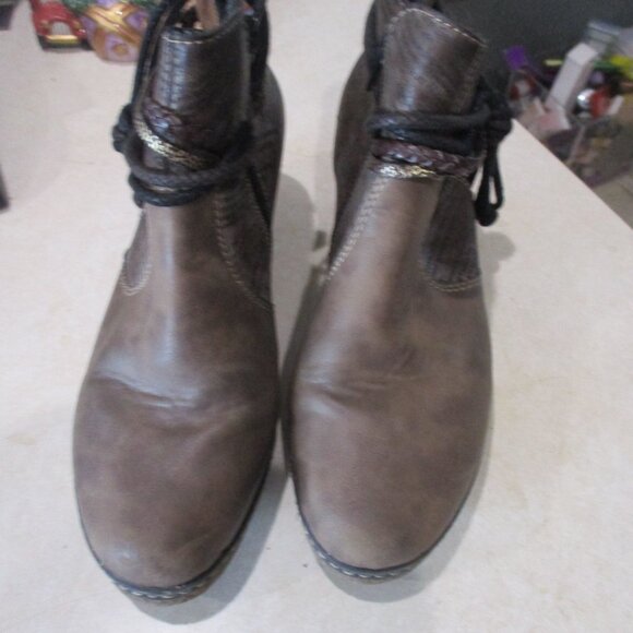 Rieker Lilyish Ankle Booties Womens US 8.5 EUR 39 Brown Vegan Leather - Picture 2 of 7